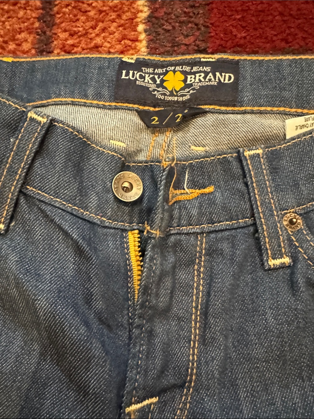 Women's Lucky Brand size 2/26 Blue Flare Jeans. Worn a few times. - Picture 2 of 7